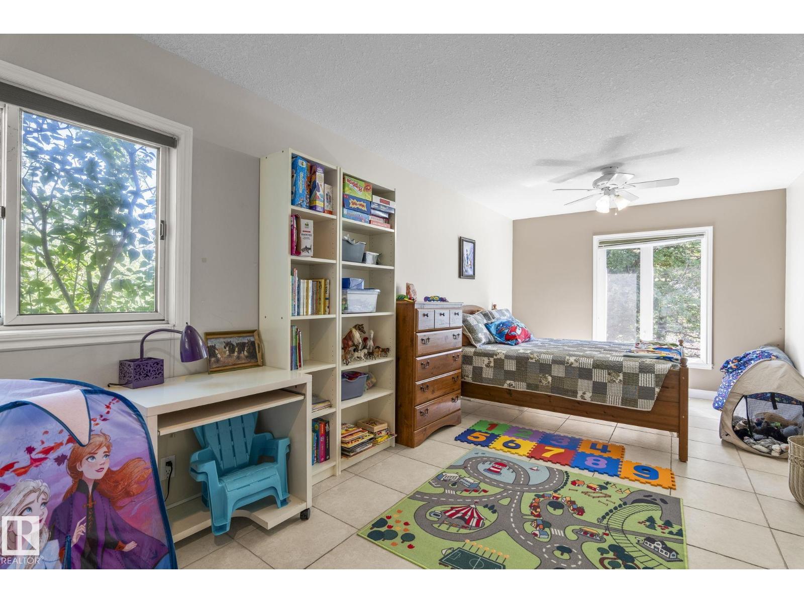 860 41 Av Sw Property Photo 13