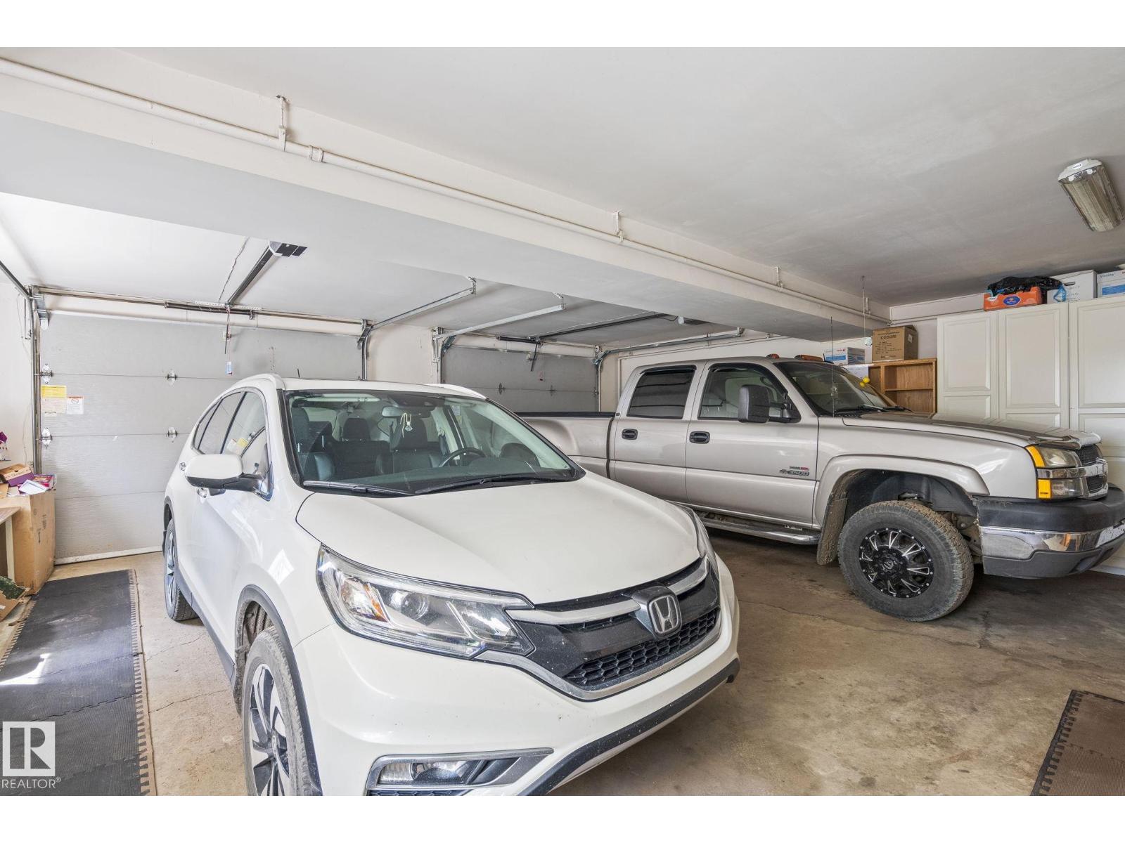 860 41 Av Sw Property Photo 38