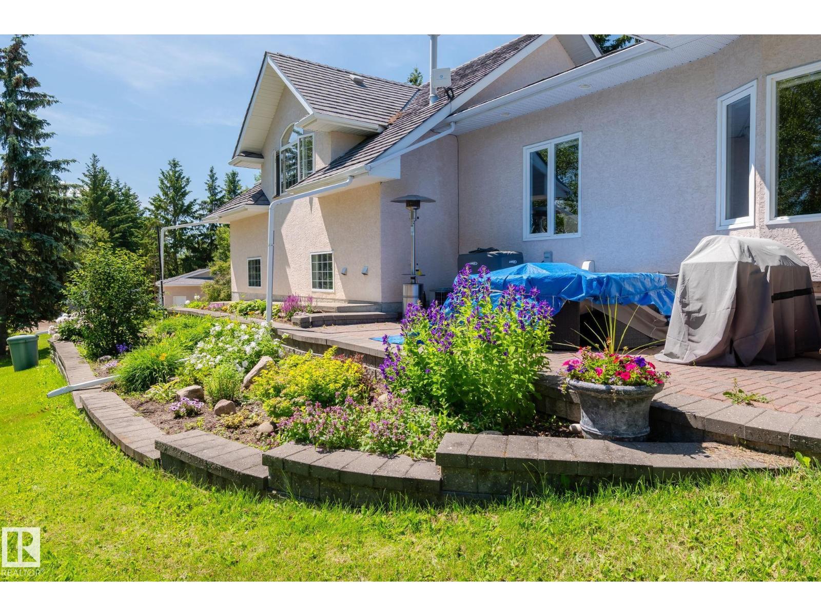 860 41 Av Sw Property Photo 39