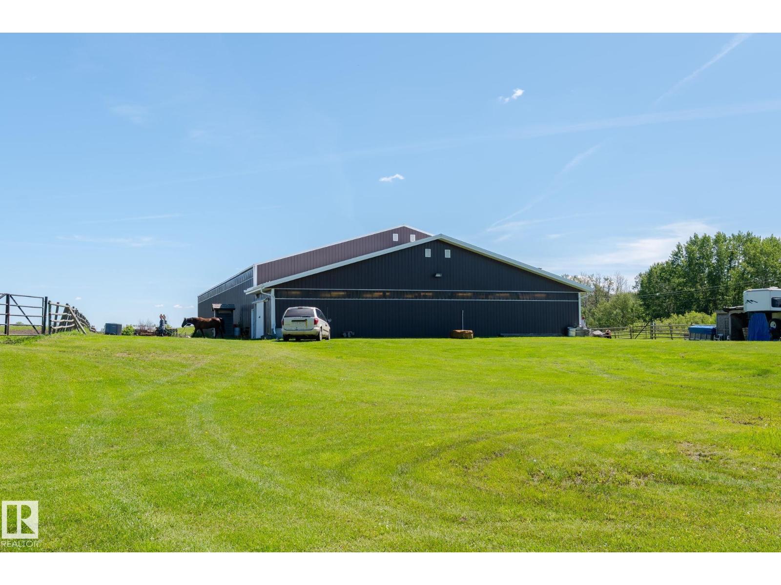 860 41 Av Sw Property Photo 46