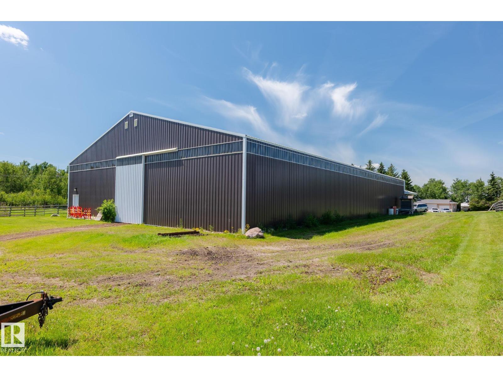 860 41 Av Sw Property Photo 47