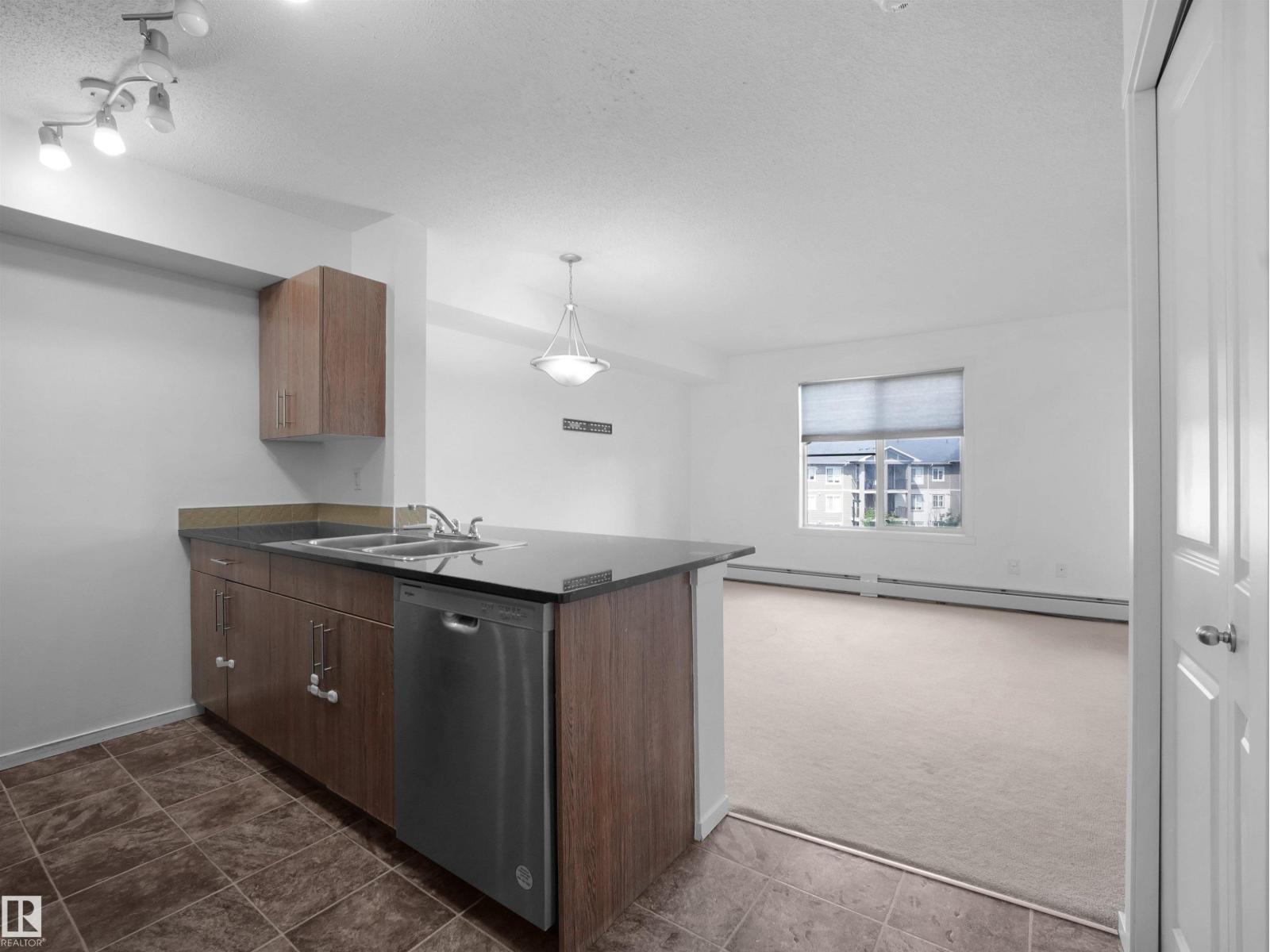#410 18122 77 St Nw Property Photo 18