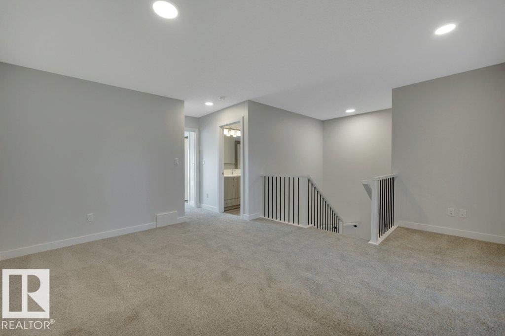 788 Bank Dr Property Photo 23
