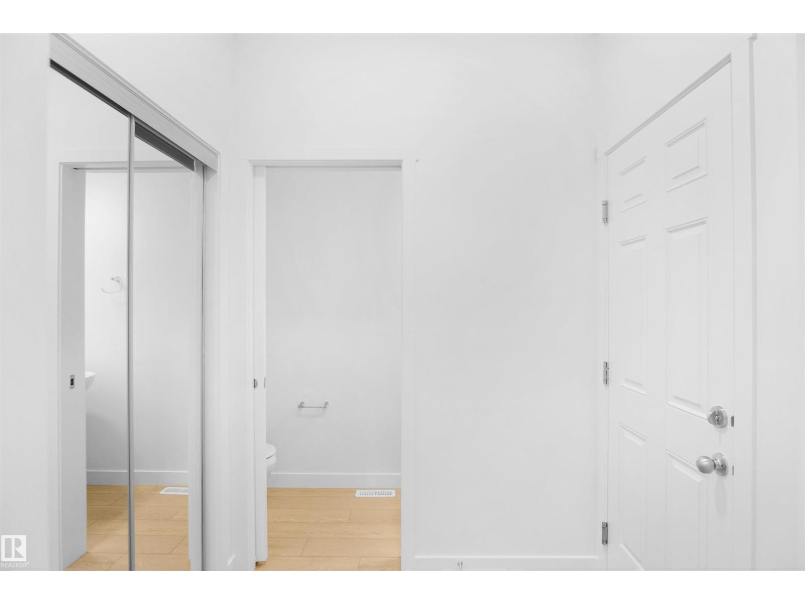 17715 7 St Ne Property Photo 3