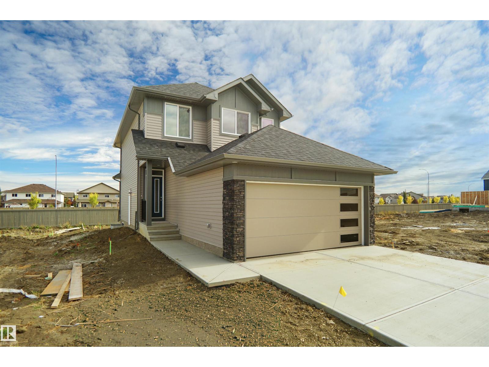 17736 7 ST NE Property Photo 1