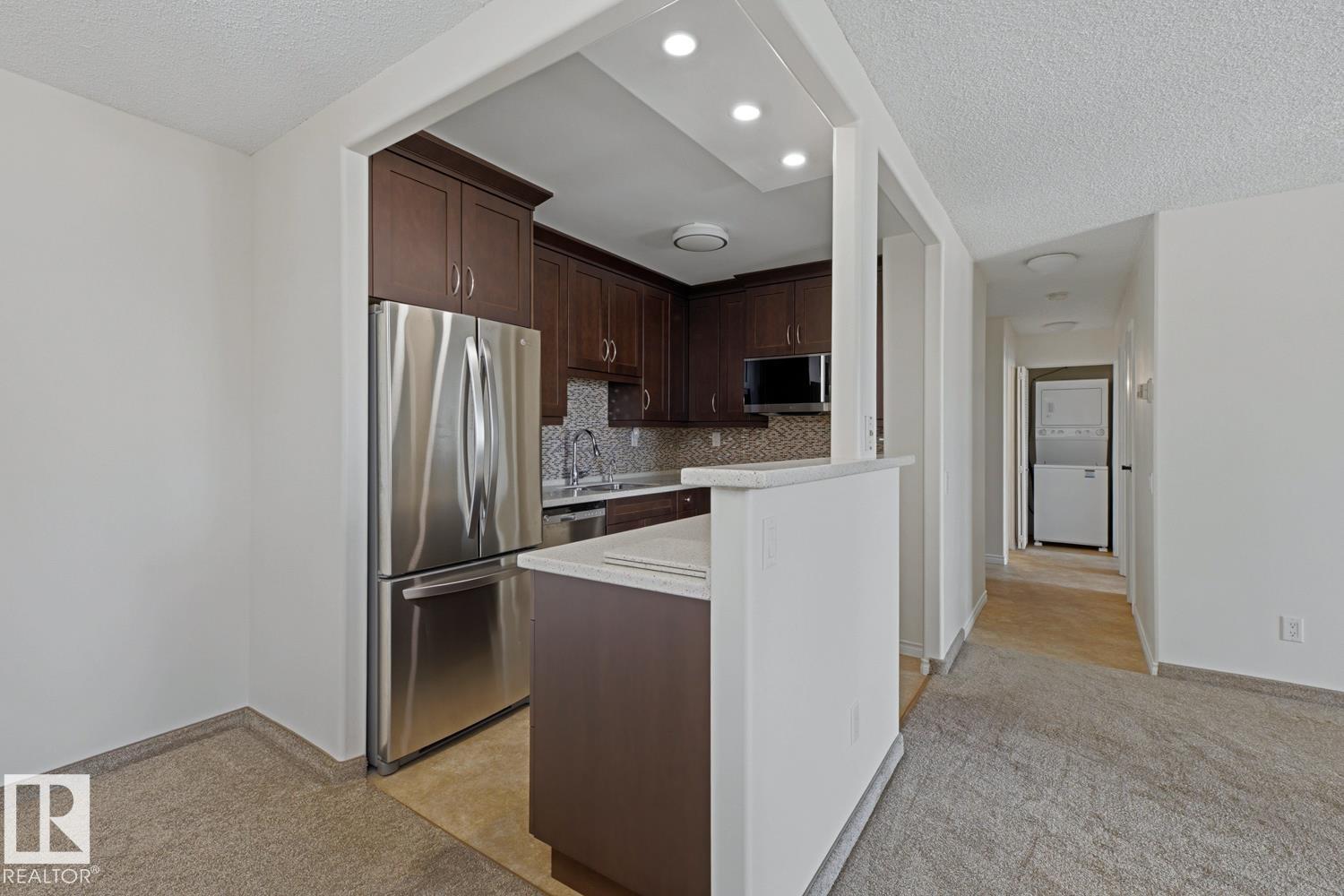 #505 10145 109 St Nw Property Photo 5