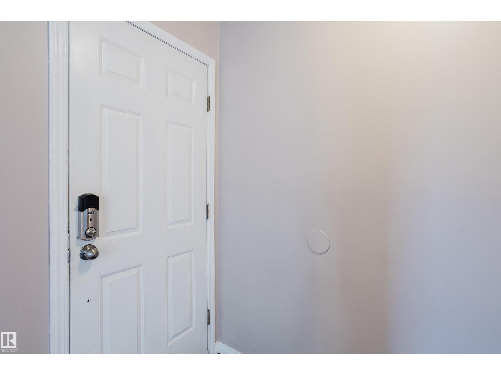 8707 151 Av Nw Property Photo 6