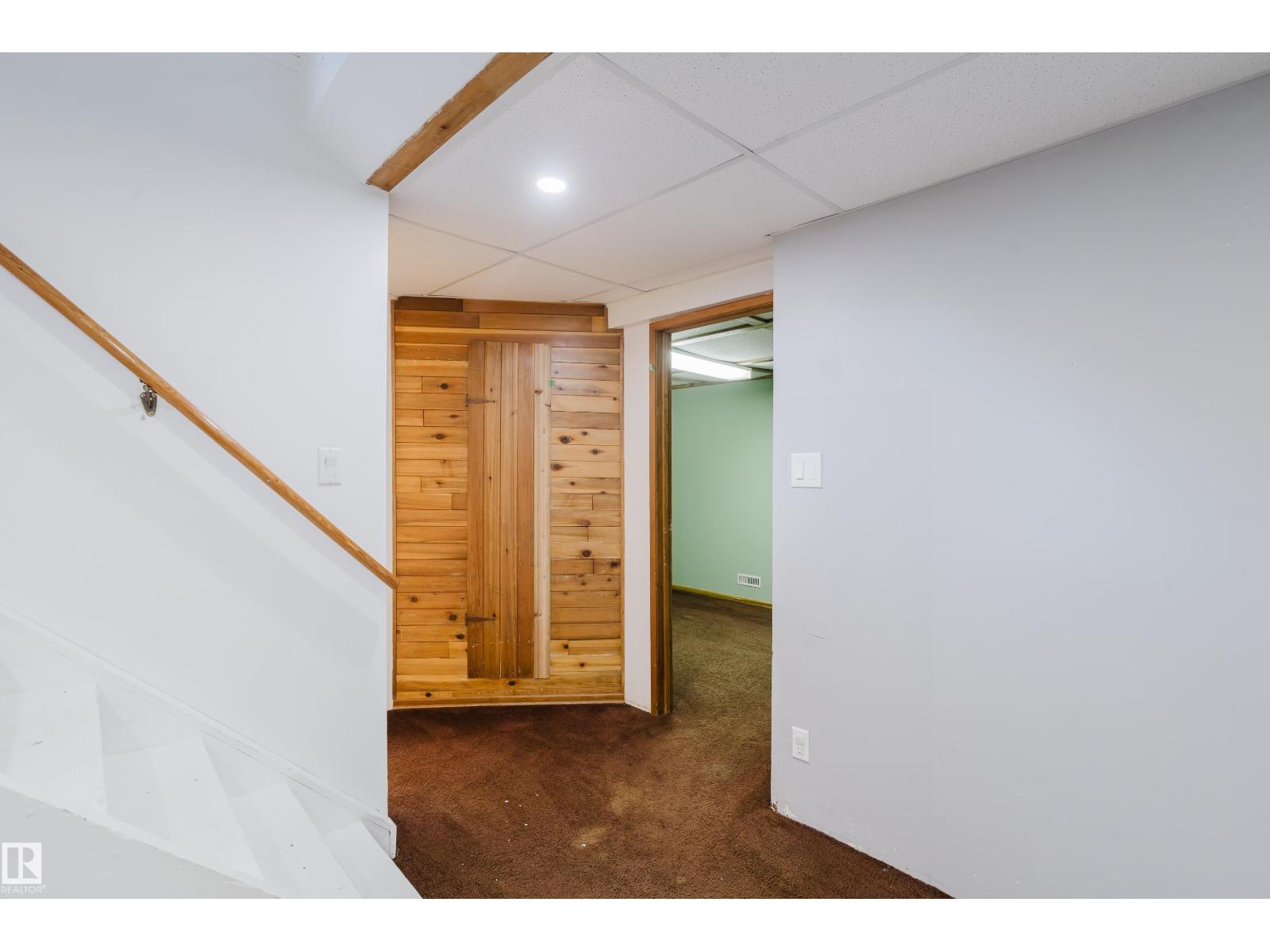 8707 151 Av Nw Property Photo 42