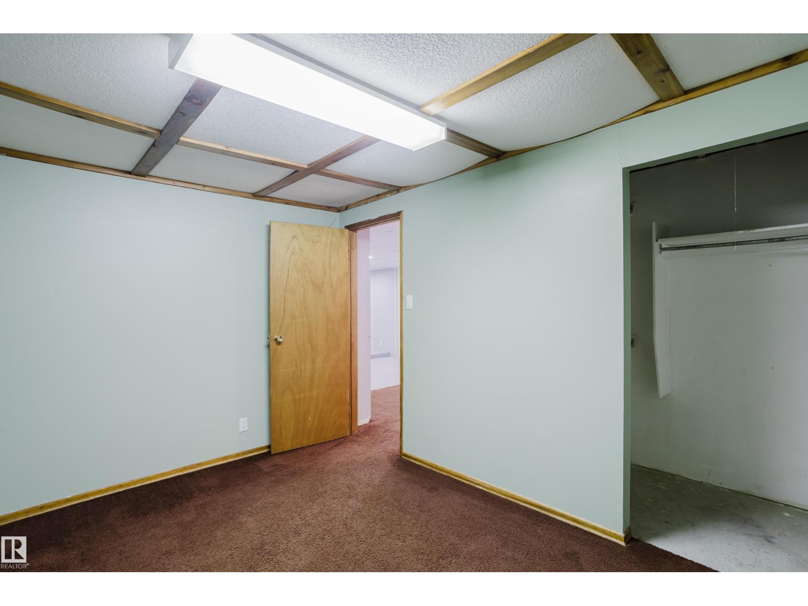 8707 151 Av Nw Property Photo 45
