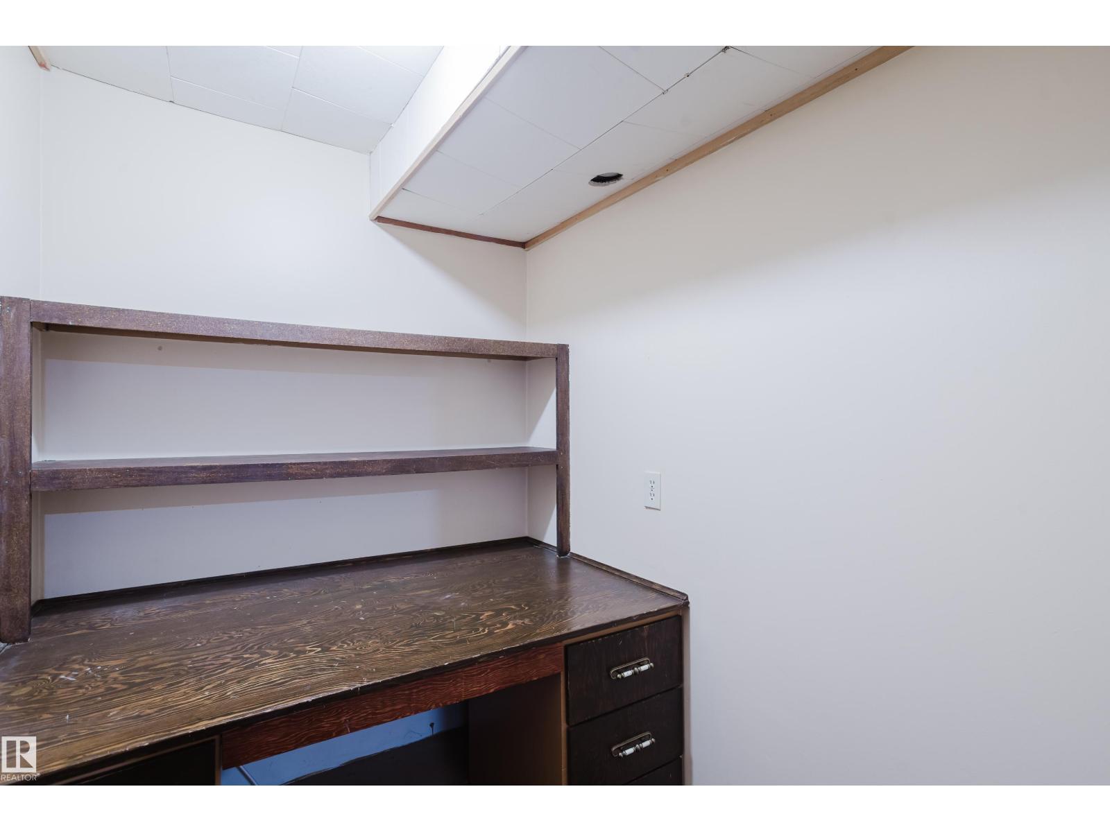 8707 151 Av Nw Property Photo 49