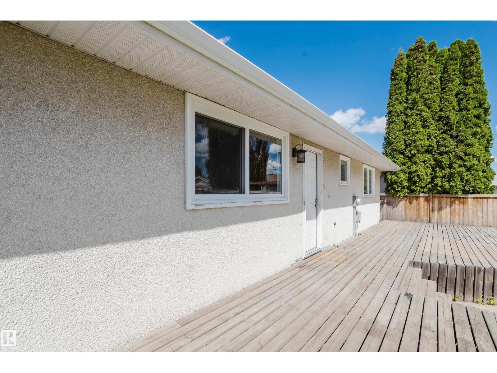 8707 151 Av Nw Property Photo 54