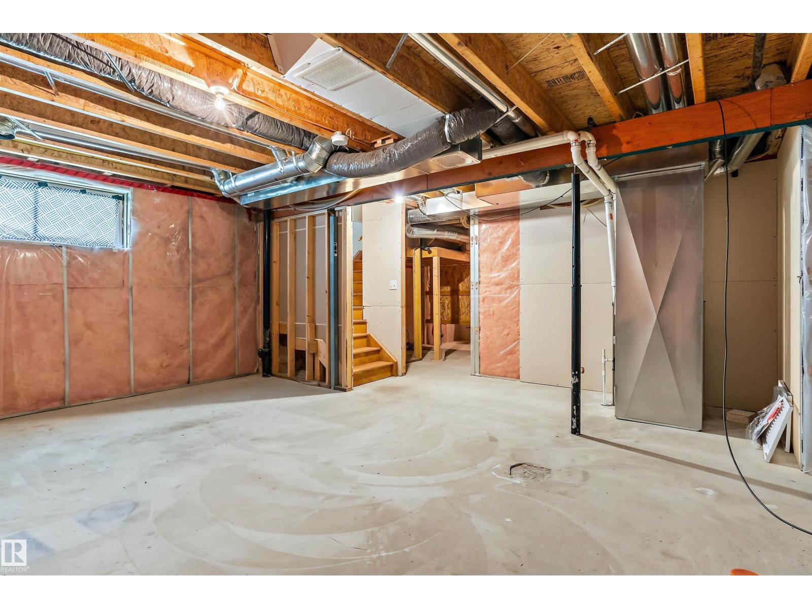 #56 130 Hyndman Cr Nw Property Photo 27