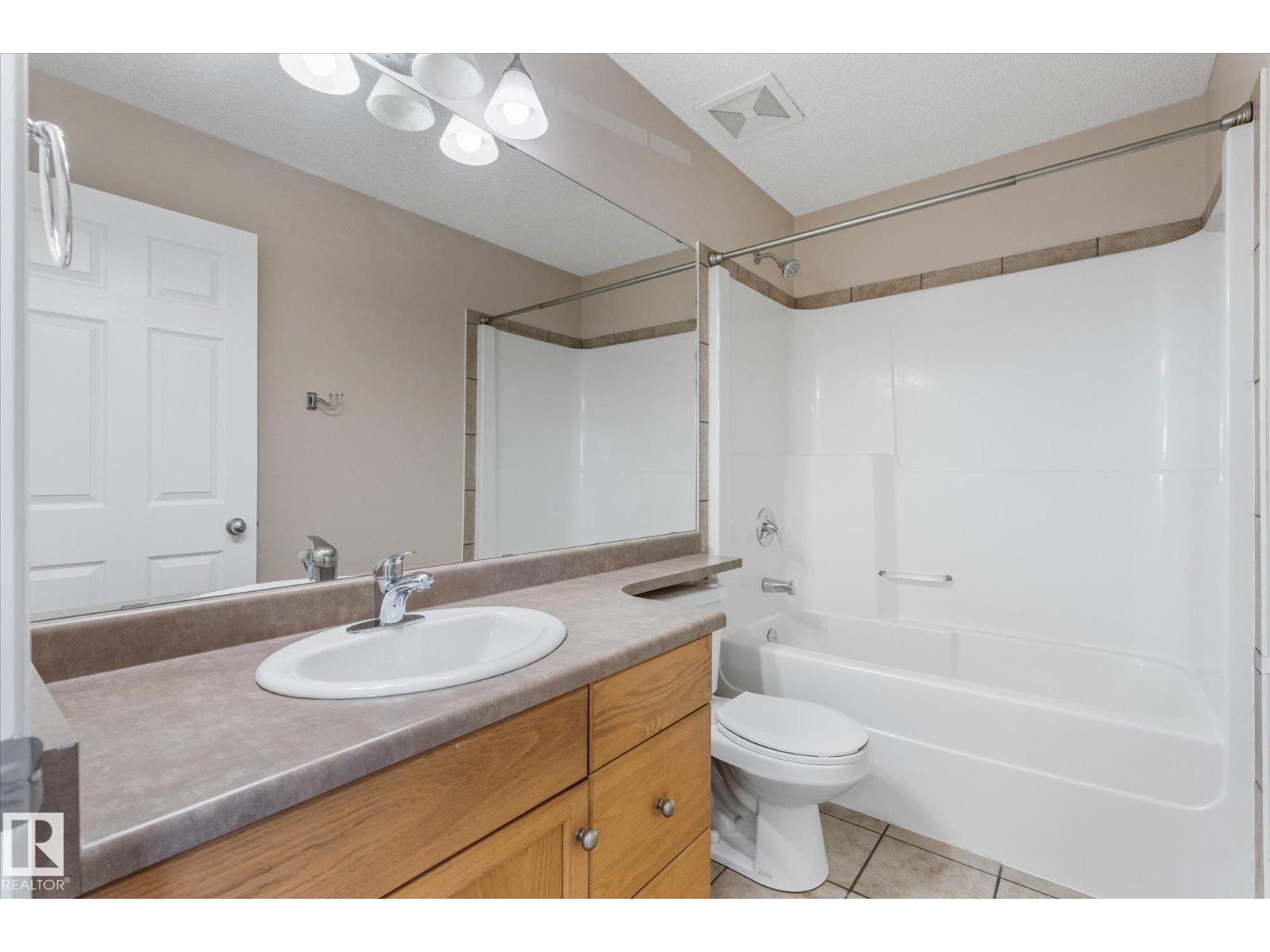 5540 163 Av Nw Property Photo 31