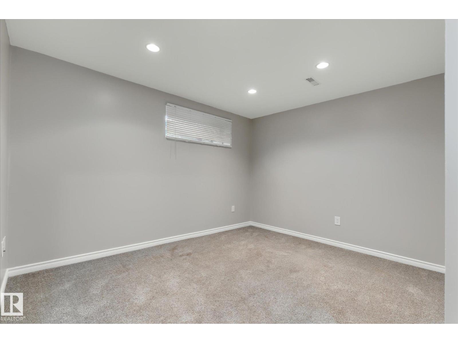 5540 163 Av Nw Property Photo 34