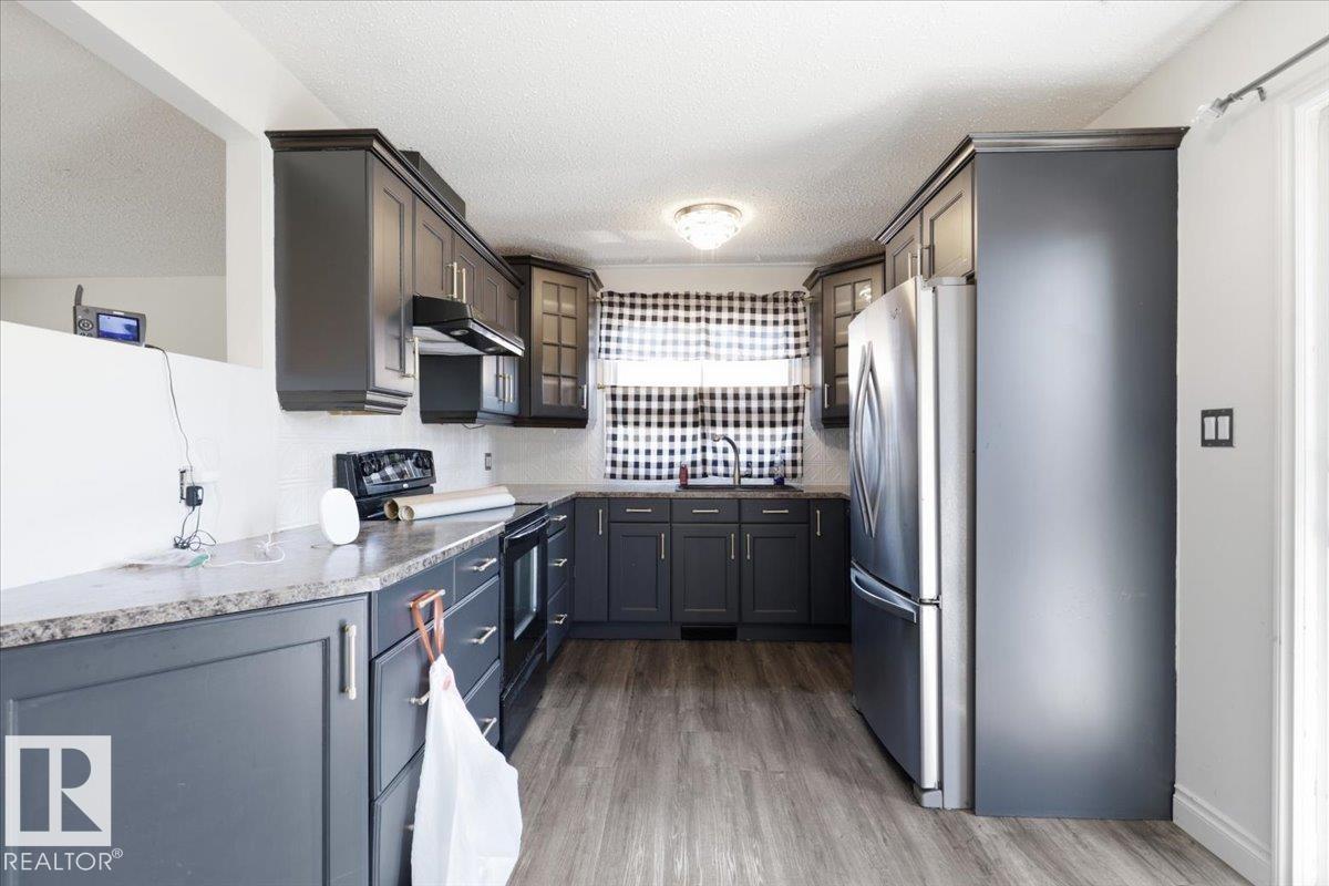 4507 46 Av Property Photo 12