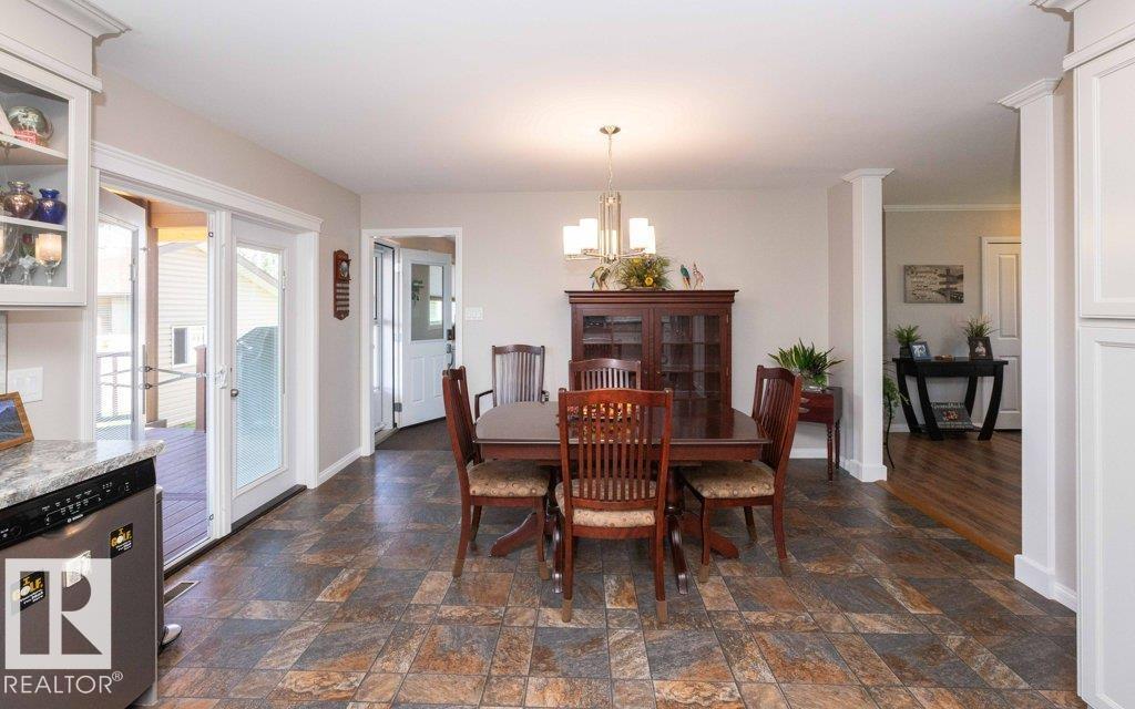 10420 111 Av Property Photo 29