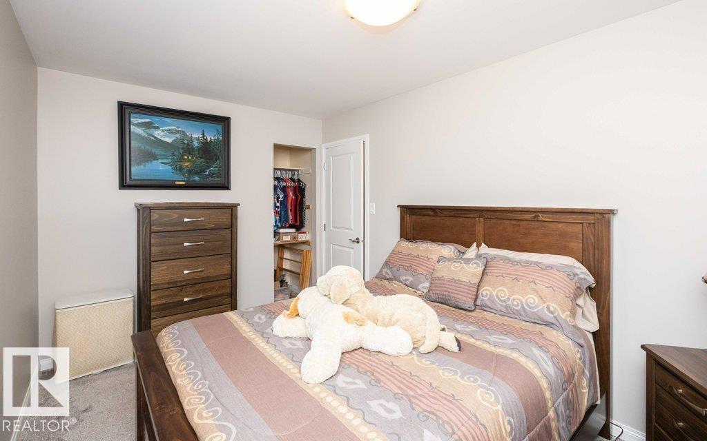 10420 111 Av Property Photo 41