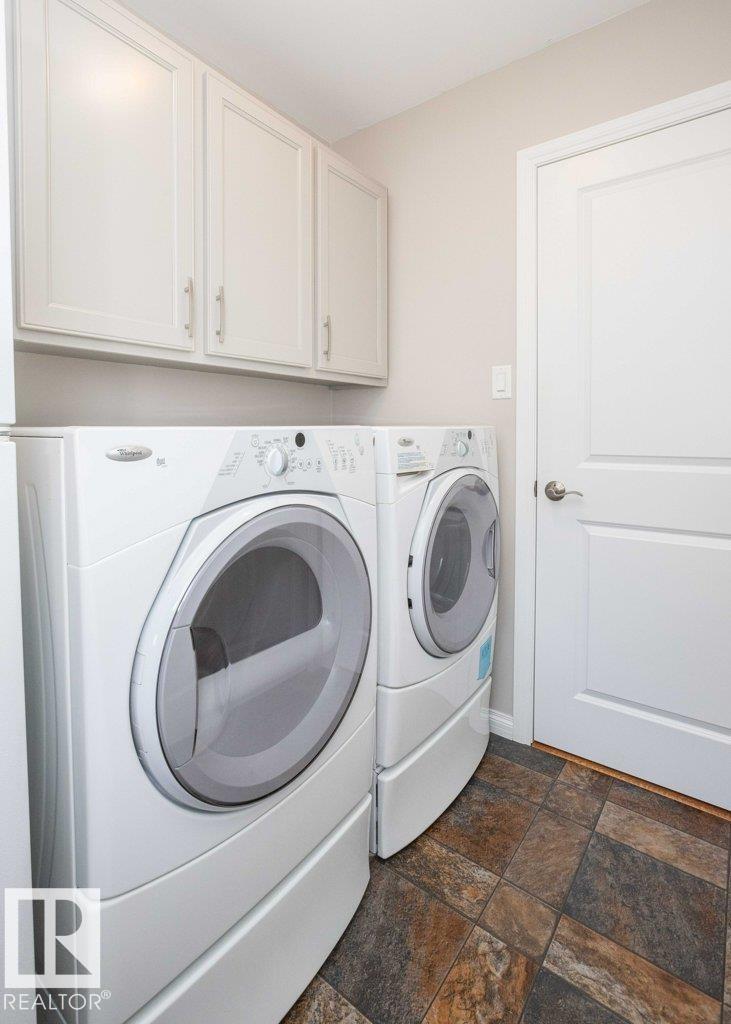 10420 111 Av Property Photo 49