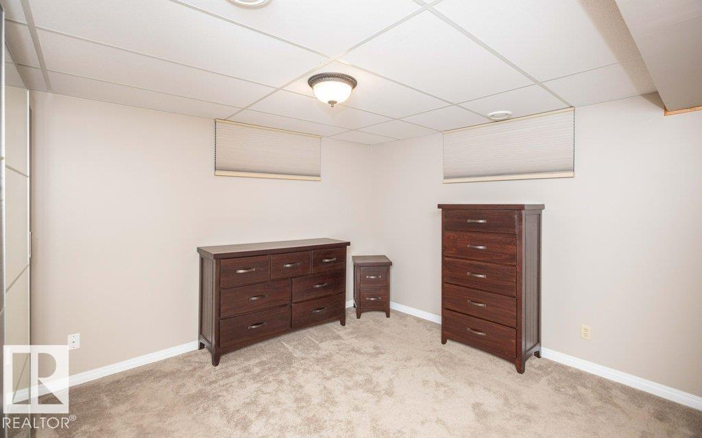 10420 111 Av Property Photo 60