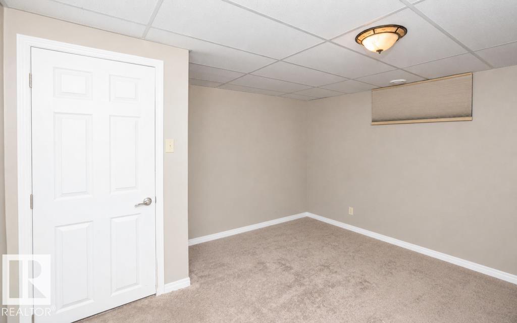10420 111 Av Property Photo 65