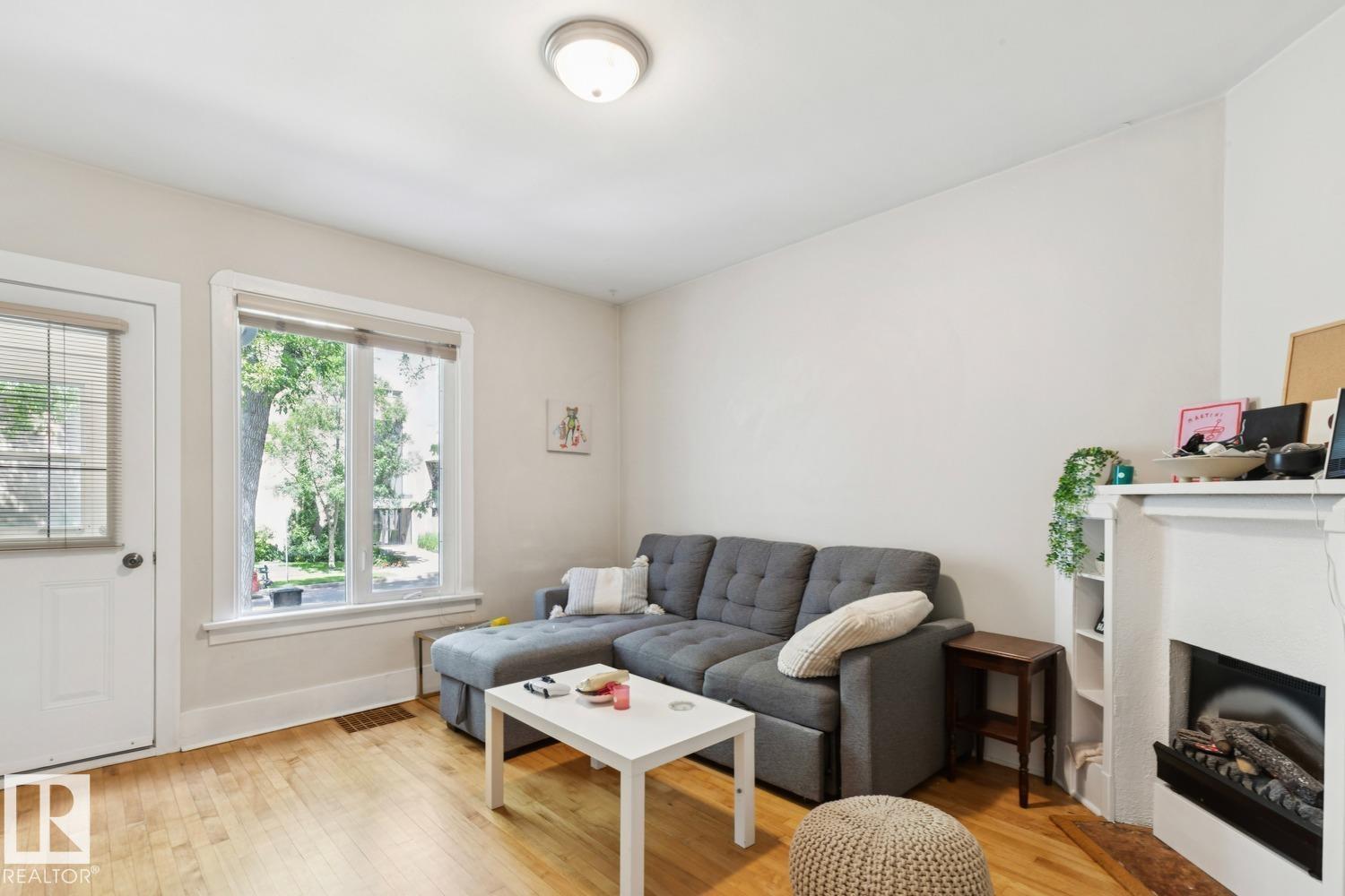 11229 99 Av Nw Property Photo 10