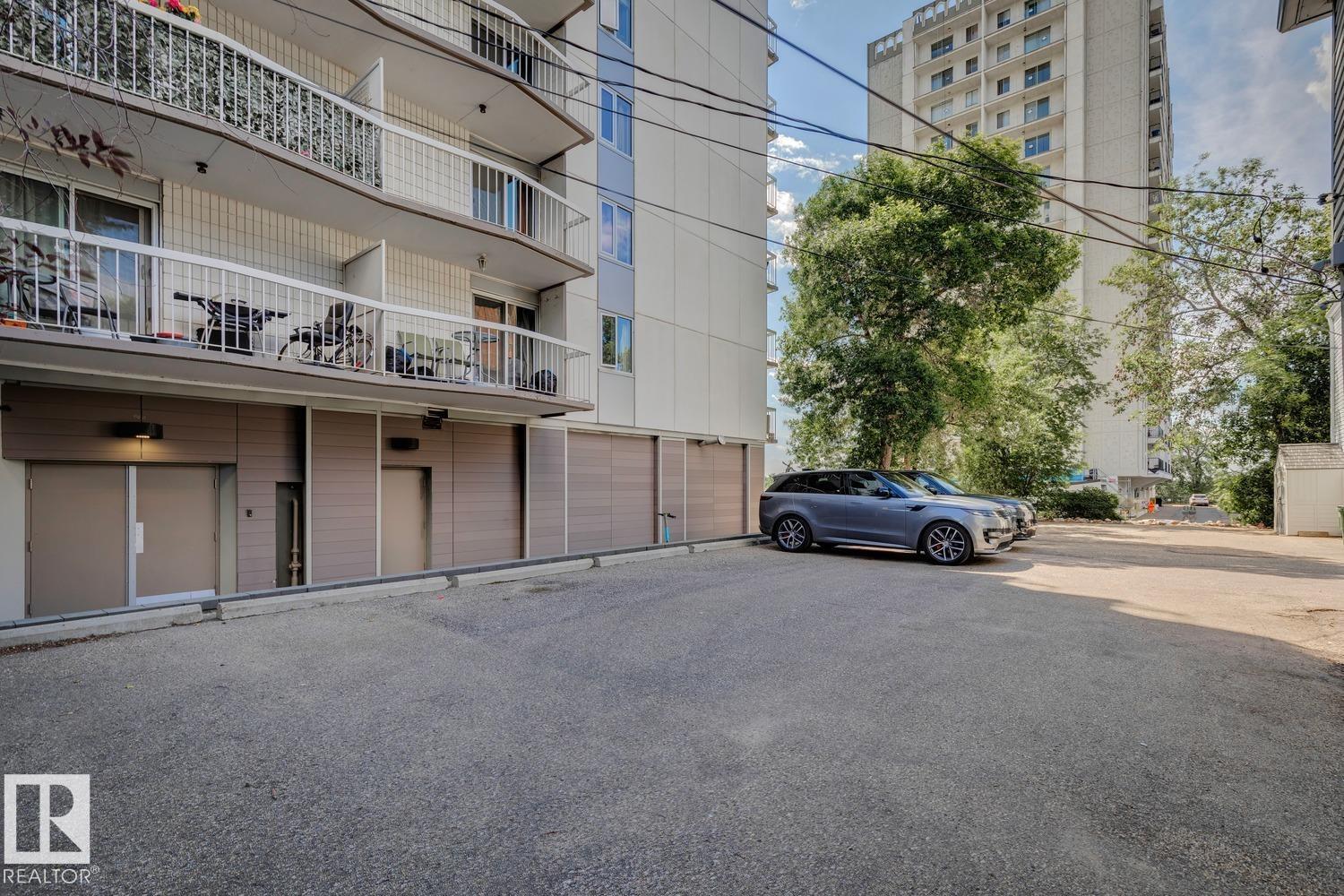 11229 99 Av Nw Property Photo 25