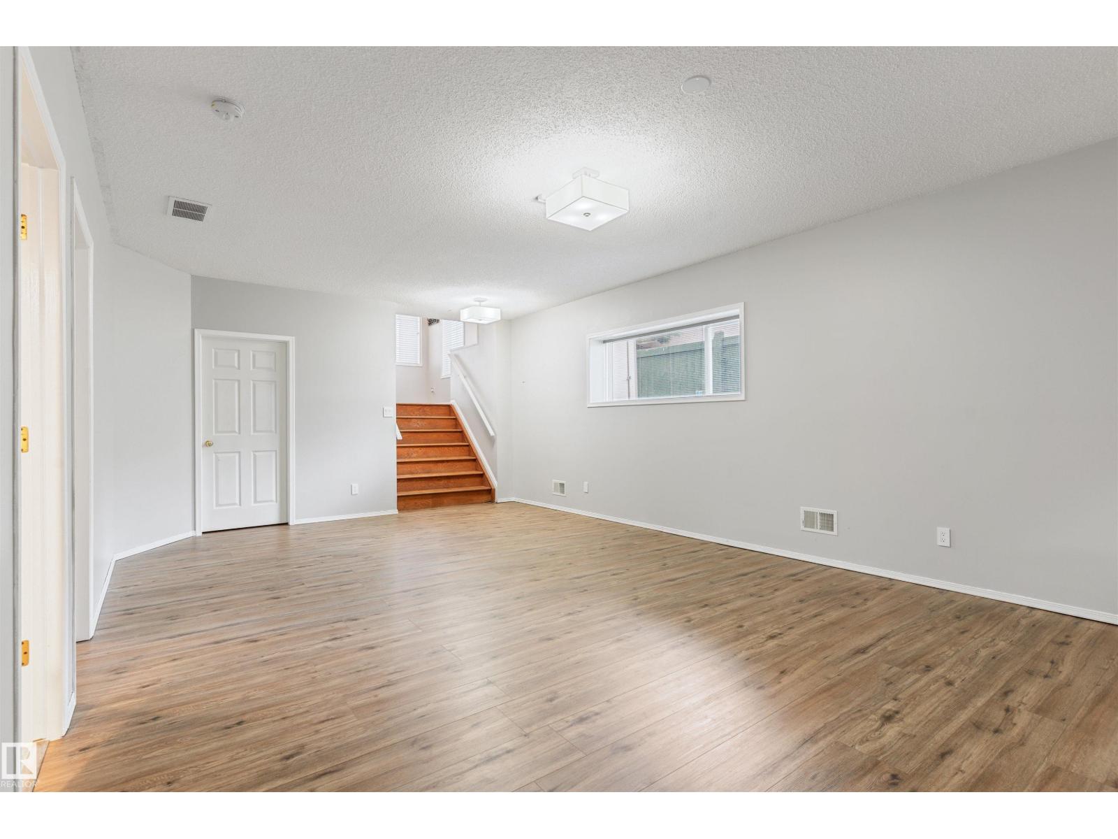 421 Blackburn Dr E Sw Property Photo 31