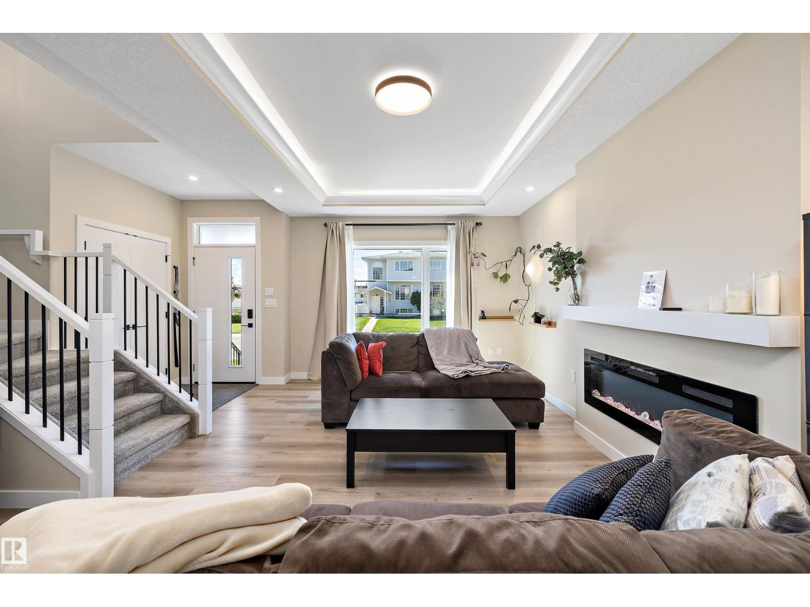 7208 78 Av Nw Property Photo 6