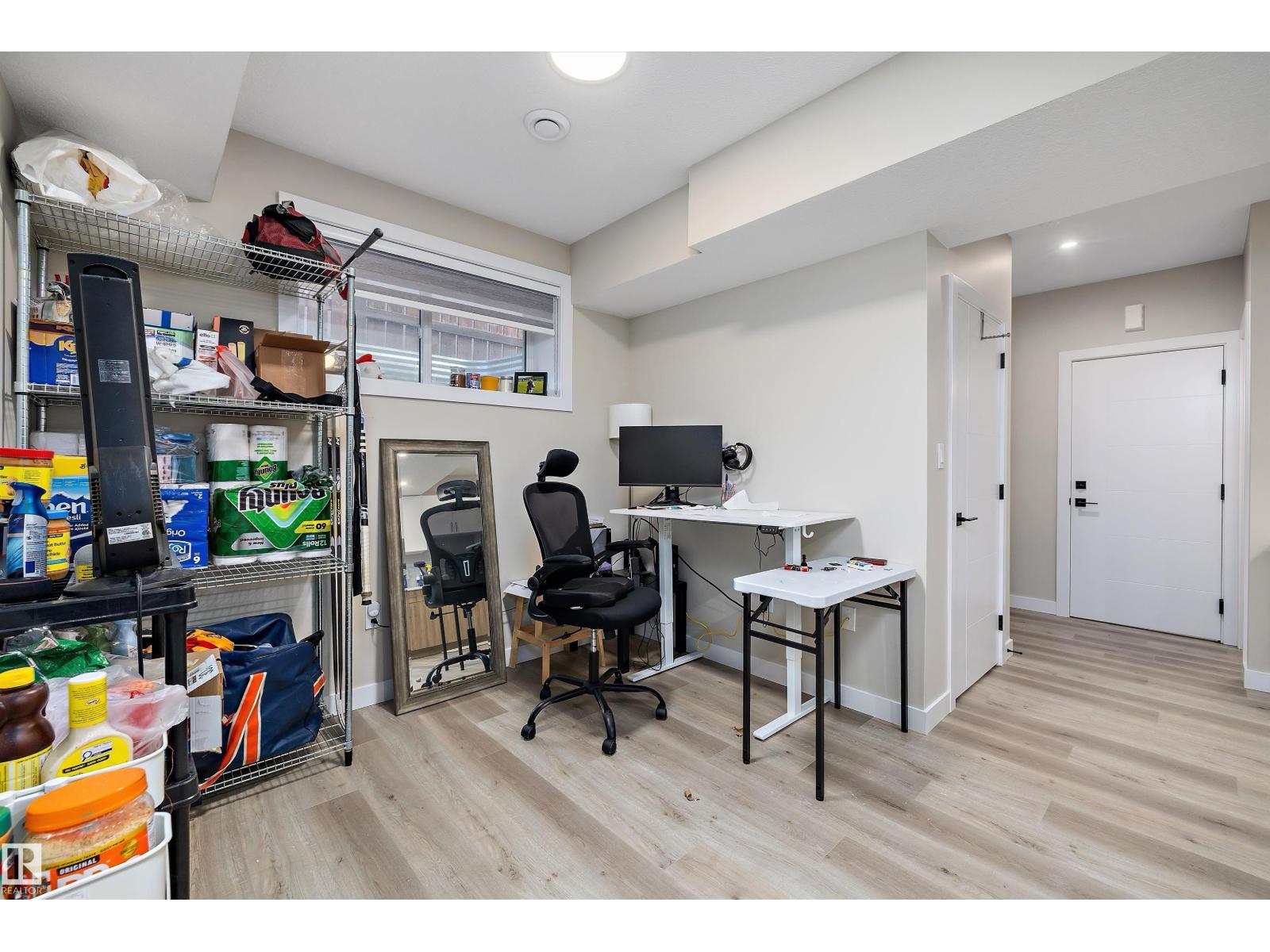 7208 78 Av Nw Property Photo 25