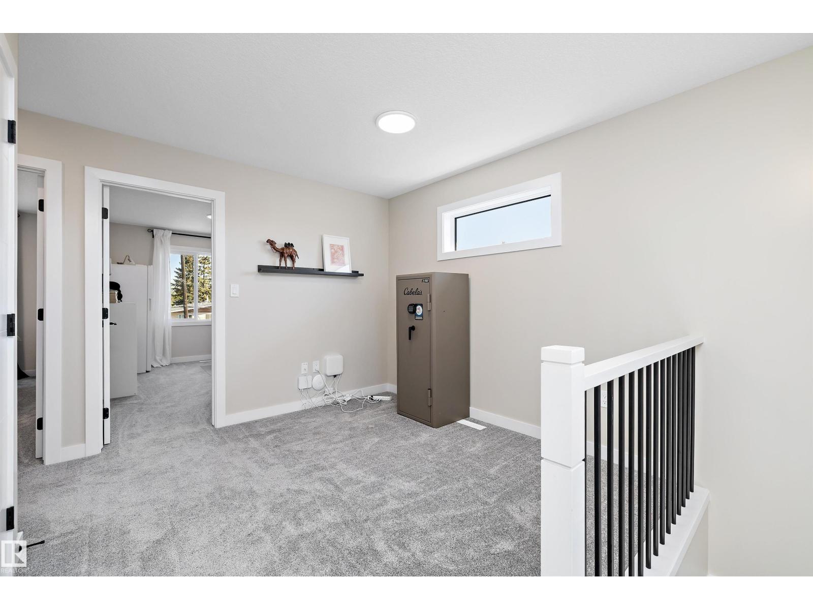 7208 78 Av Nw Property Photo 29