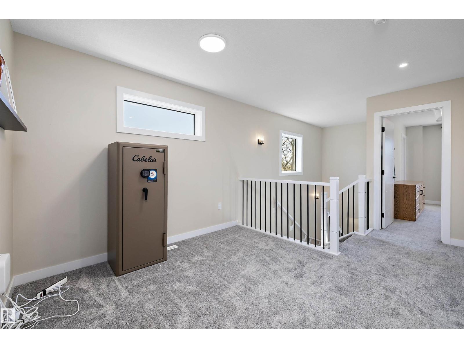 7208 78 Av Nw Property Photo 30