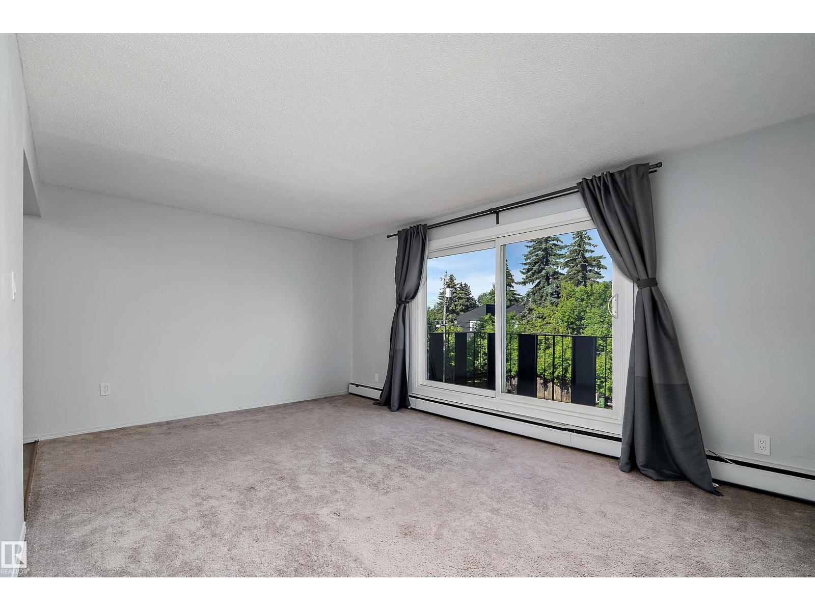 #304 10720 127 St Nw Property Photo 4