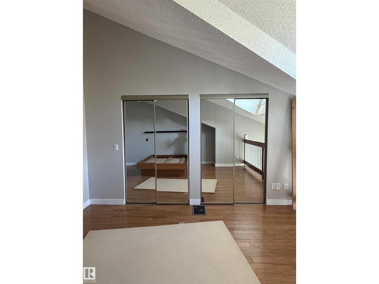 10344a 121 St Nw Property Photo 20
