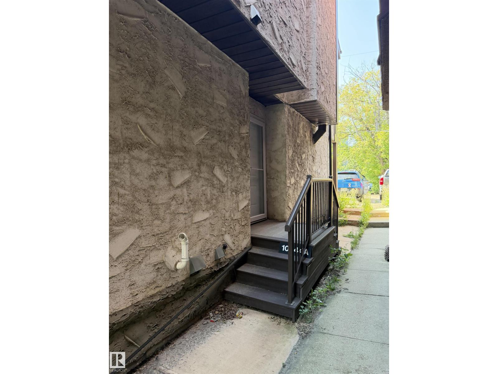 10344a 121 St Nw Property Photo 24