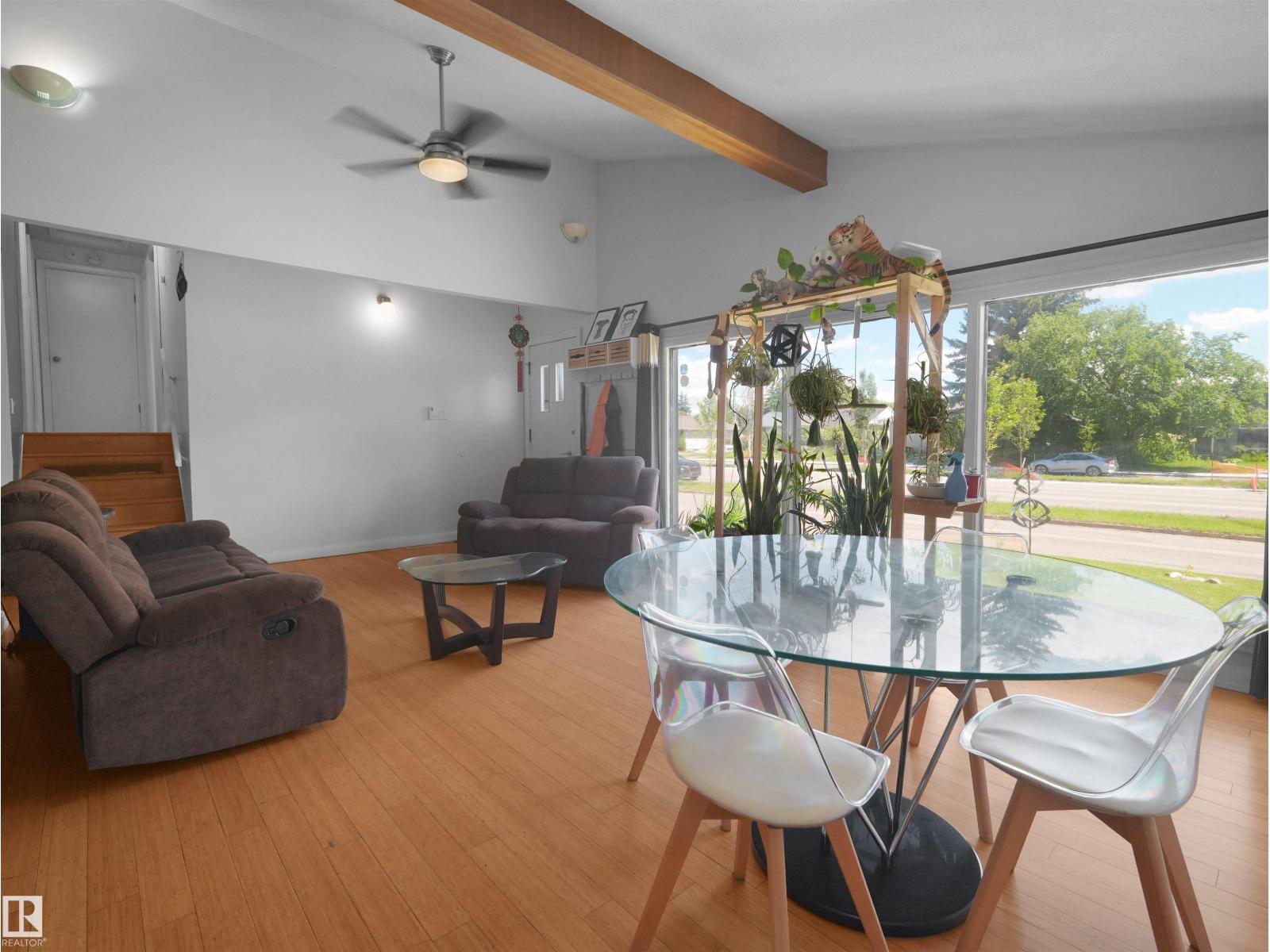 9256 75 St Nw Property Photo 12