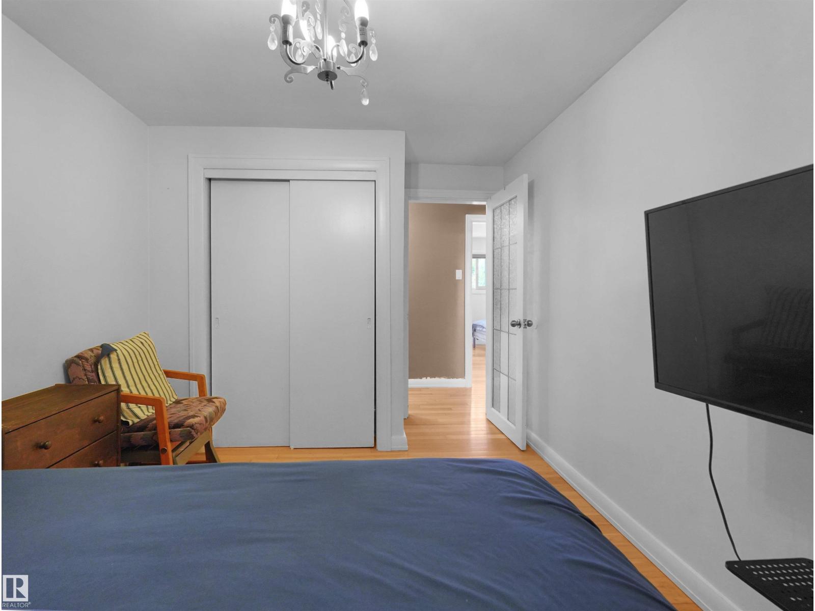 9256 75 St Nw Property Photo 27
