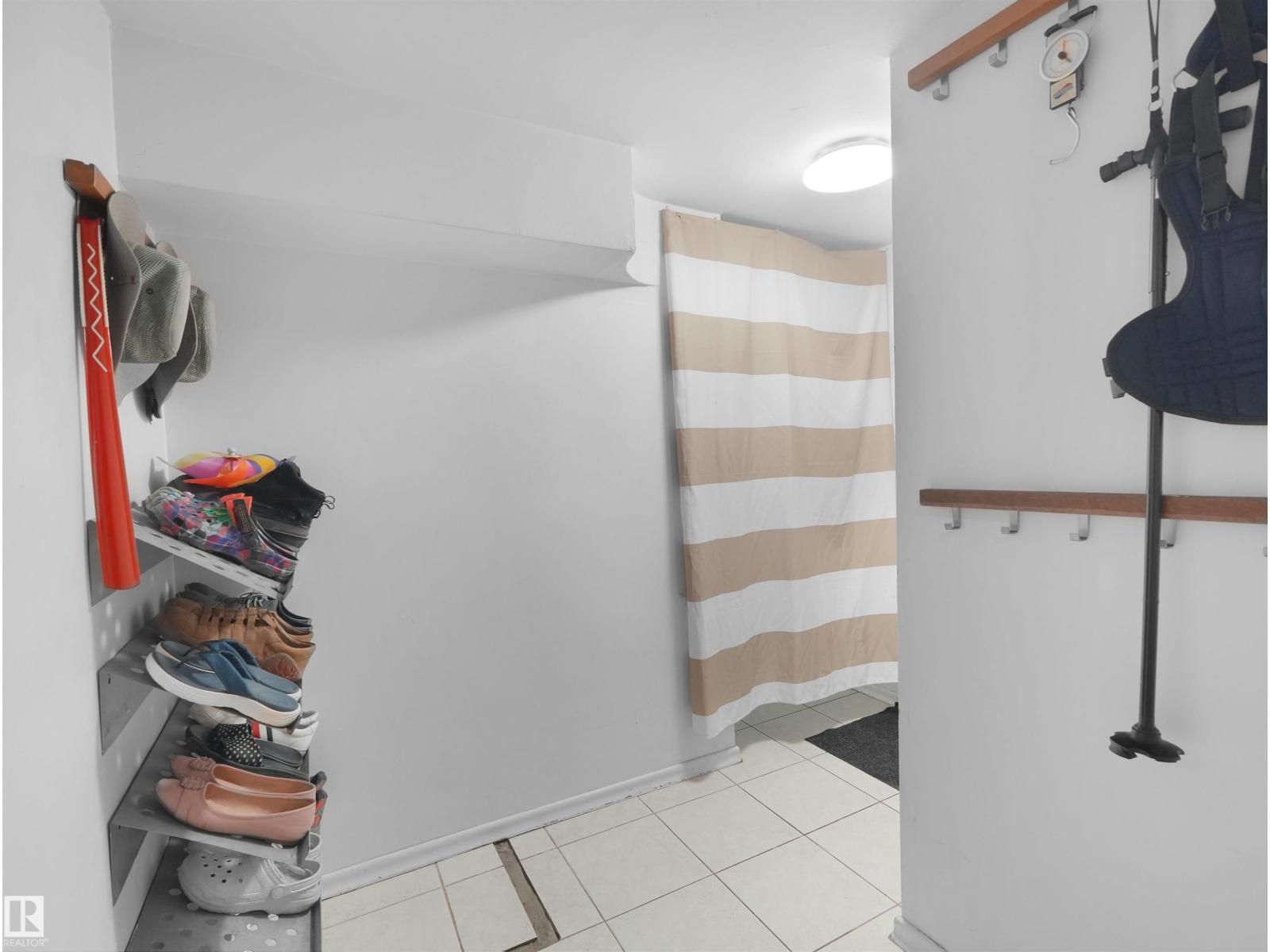 9256 75 St Nw Property Photo 33