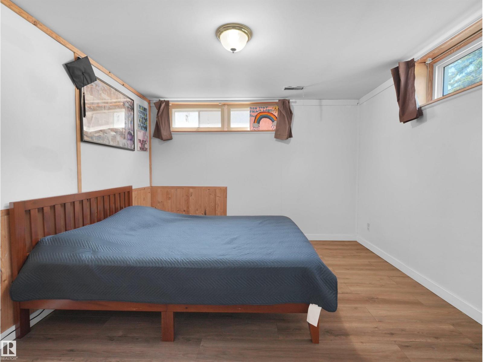 9256 75 St Nw Property Photo 42