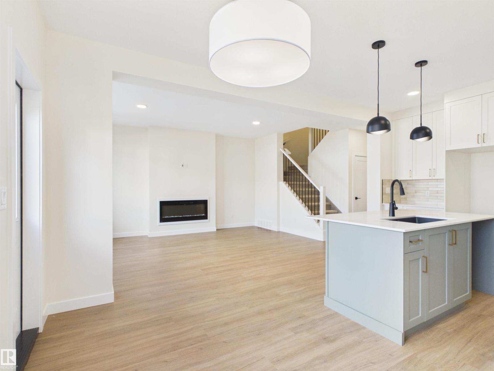 139 FICUS WY