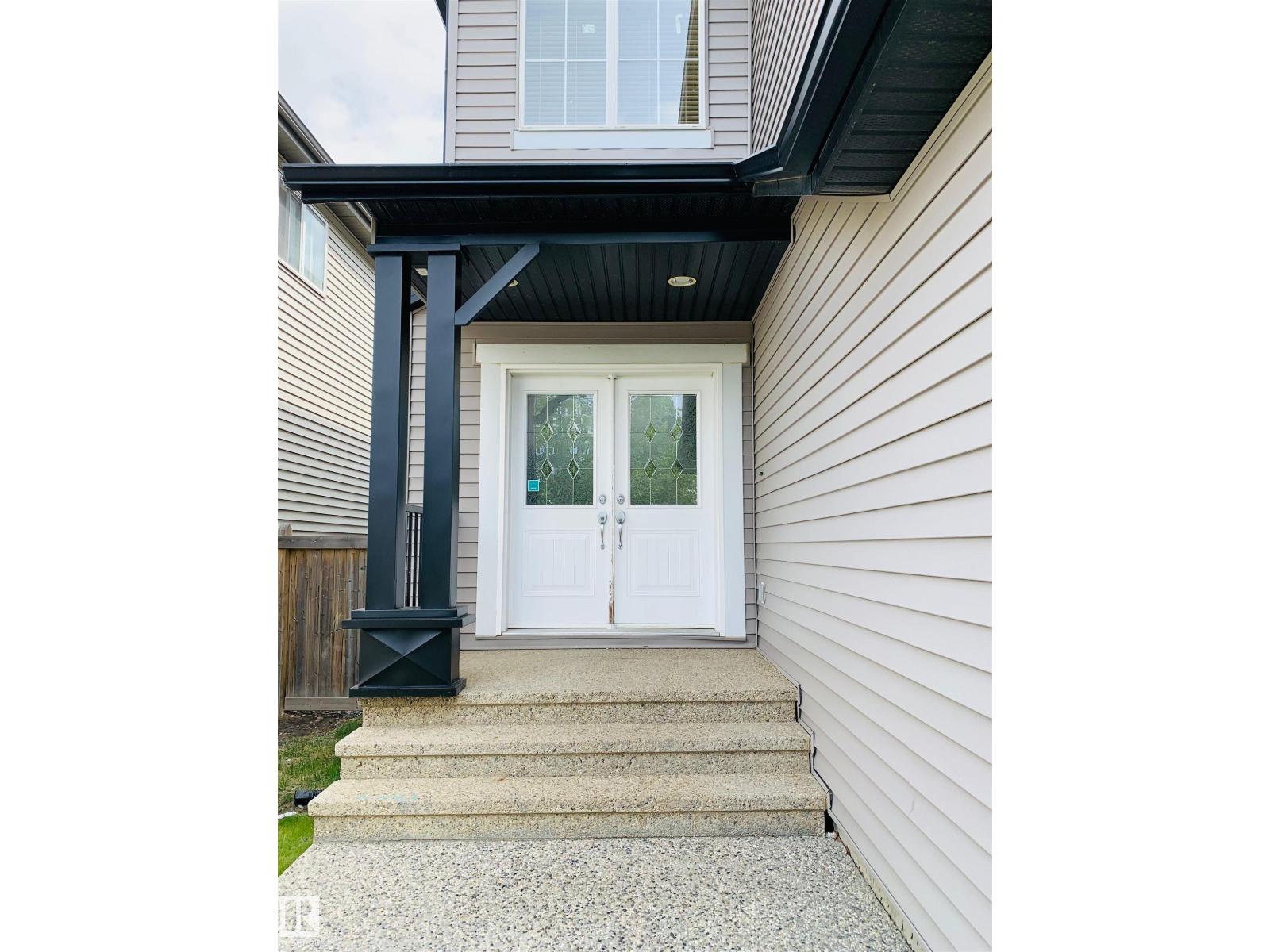 1015 61 St Sw Property Photo 5