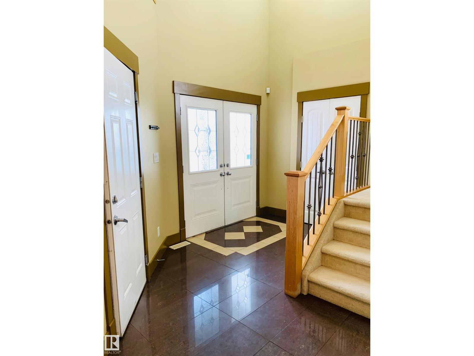 1015 61 St Sw Property Photo 6