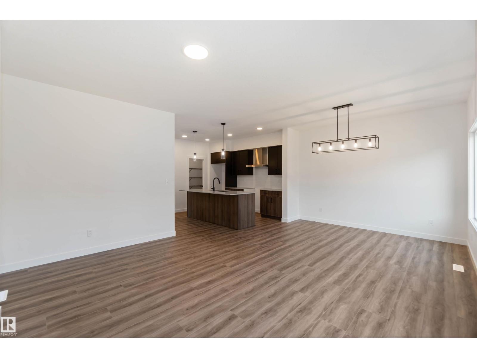 2431 194 St Nw Property Photo 15