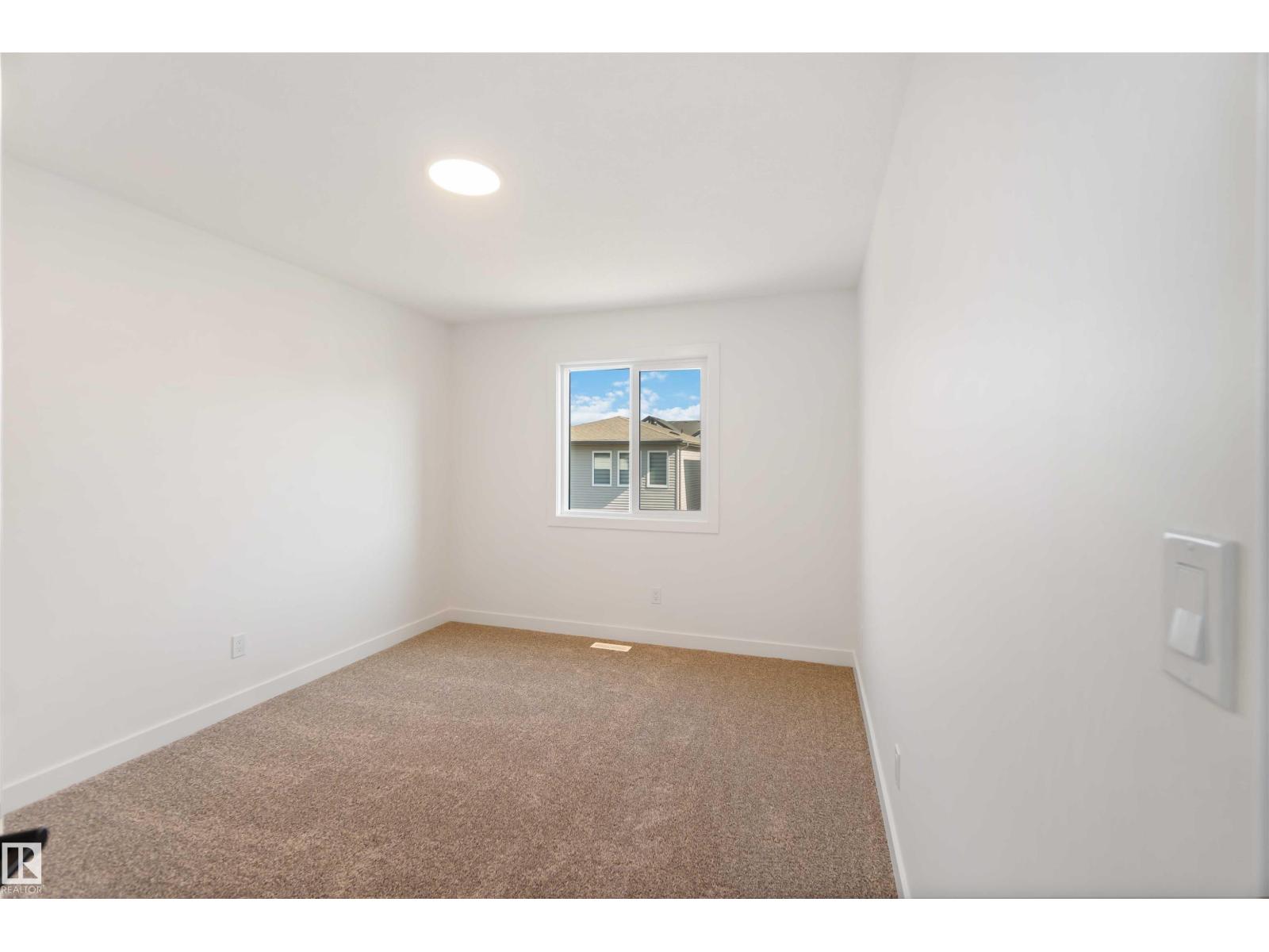 2431 194 St Nw Property Photo 44