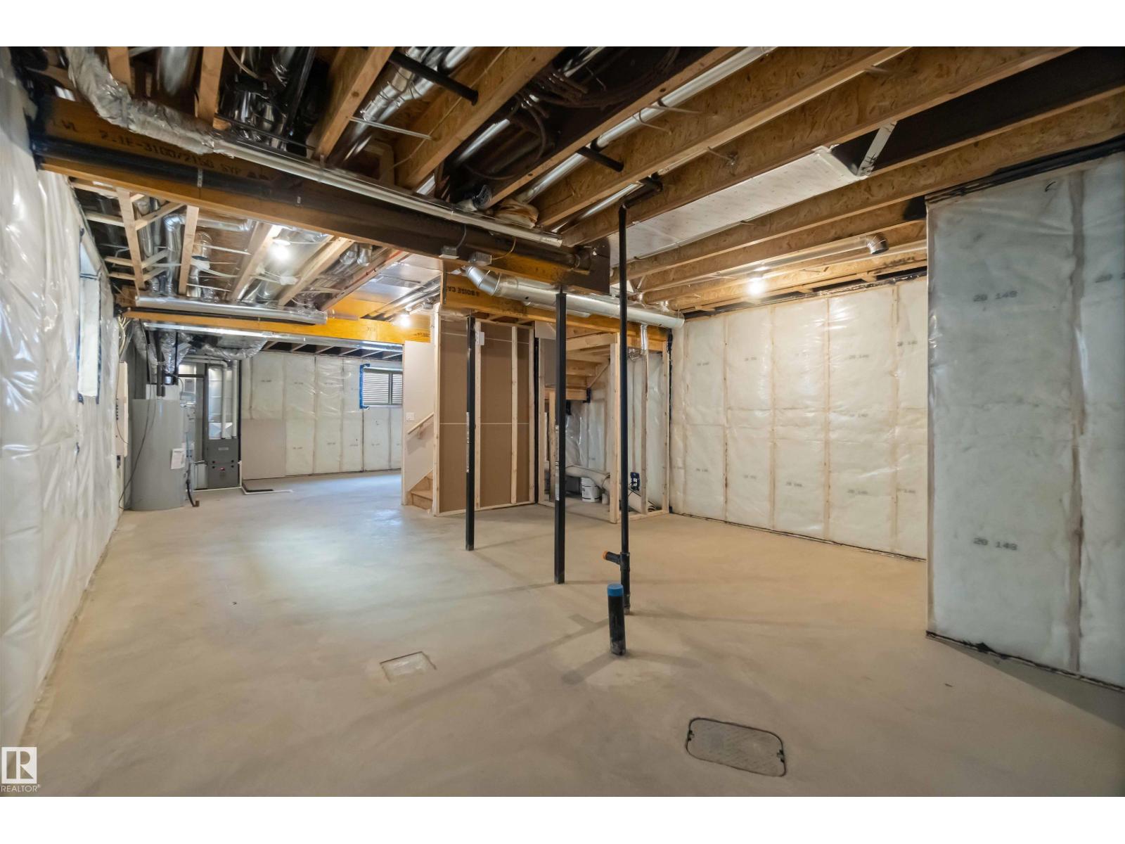 2431 194 St Nw Property Photo 56