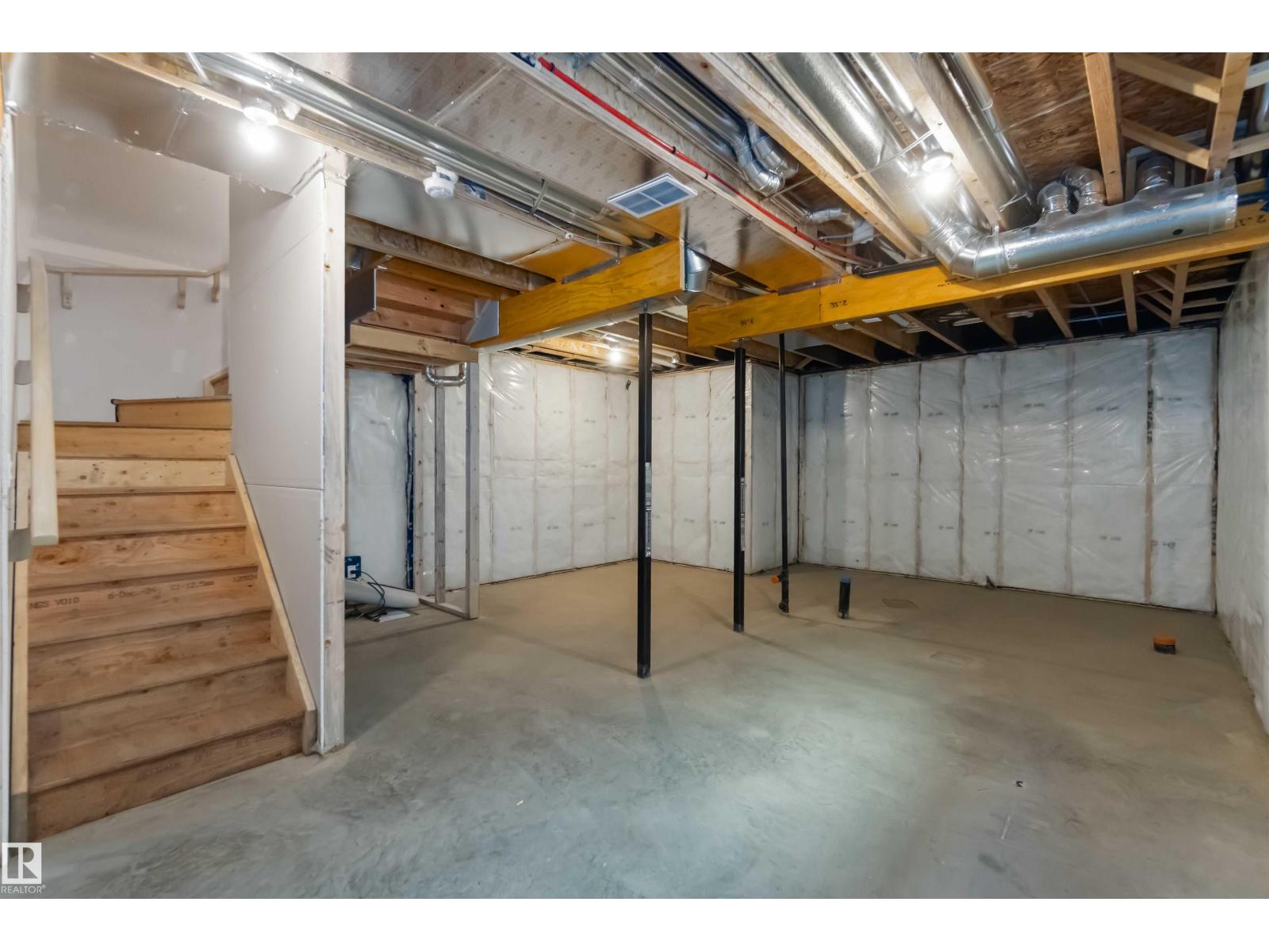 2431 194 St Nw Property Photo 57