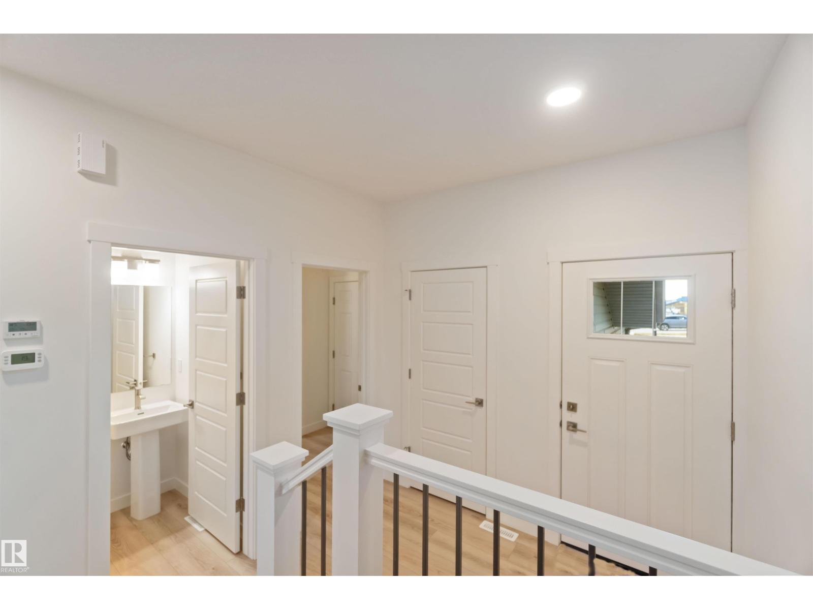 2503 194 St Nw Property Photo 8