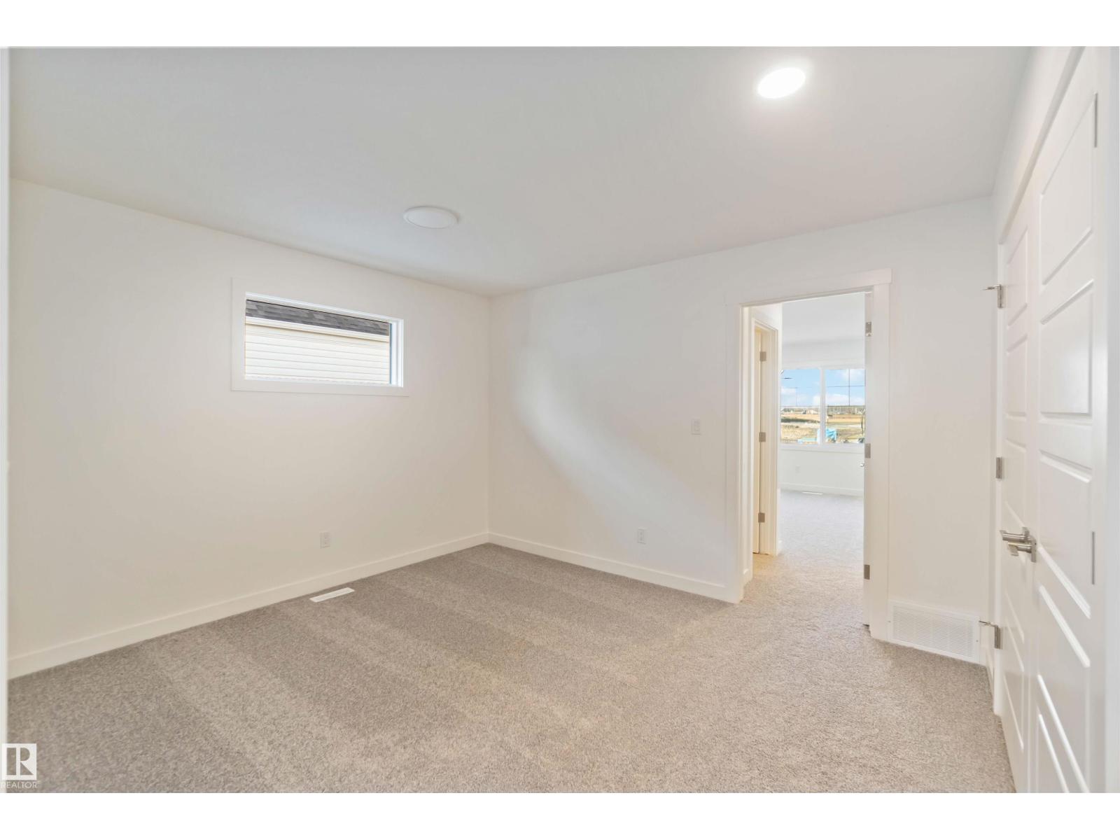 2503 194 St Nw Property Photo 26