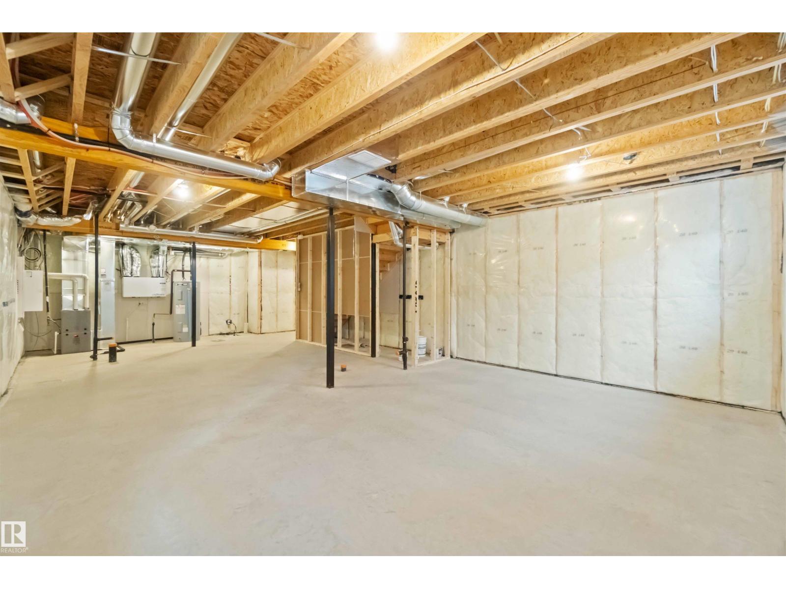 2503 194 St Nw Property Photo 35