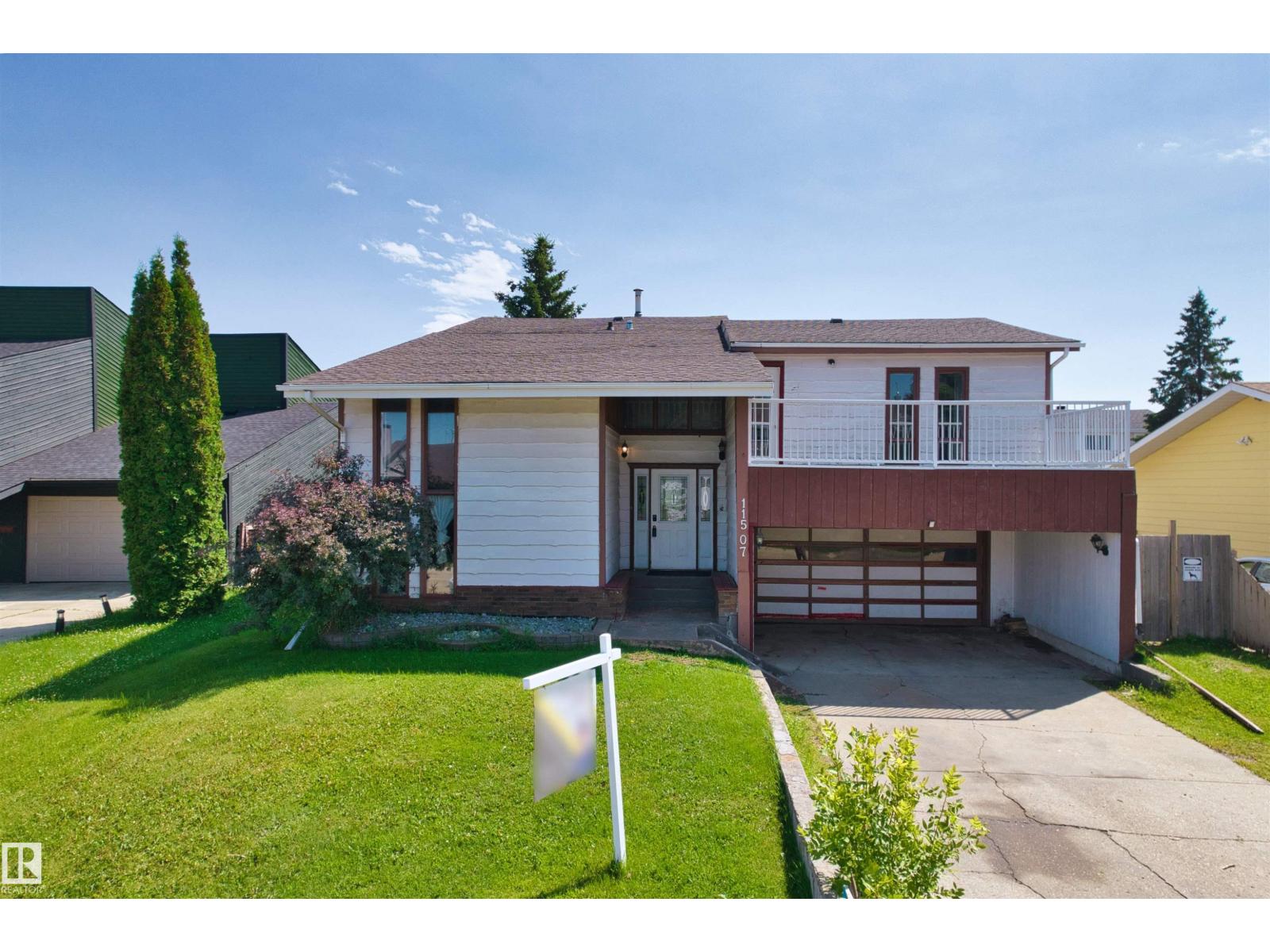 11507 141 Av Nw Property Photo 1