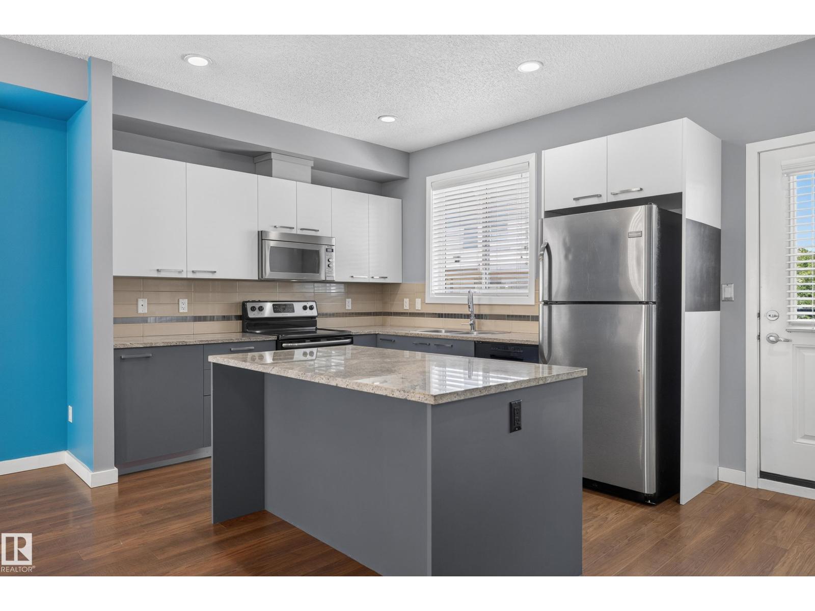 #24 655 Watt Bv Sw Property Photo 8
